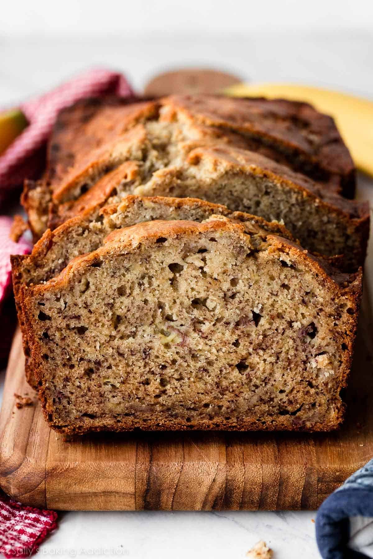 Easy & Versatile Banana Bread: Master This Quick Bread Classic